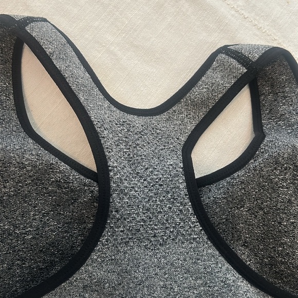 Truekind® by Shapermint Seamless Racerback Sports Bra Size L - Picture 10 of 12